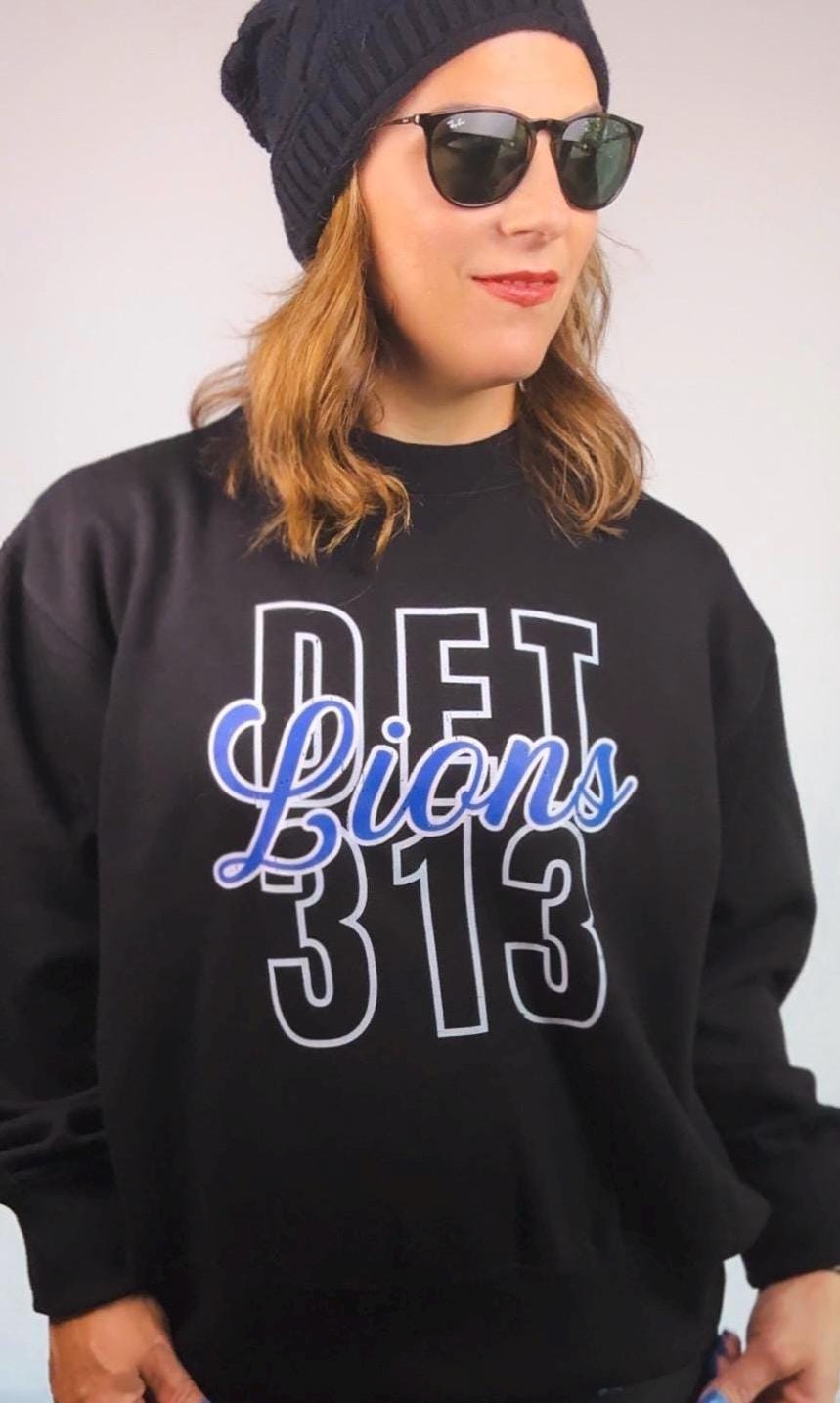 DET Lions 313 Boxy Crewneck | Women’s Detroit Football Sweatshirt